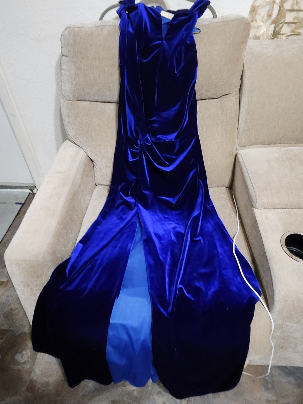 Women’s Velvet Evening Gown - Royal Blue